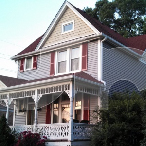 Franklin-Park-Victorian-Grey-Vinyl-Siding-with-Fishscale-Accent